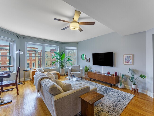 Photo - 2737 N Kimball Ave