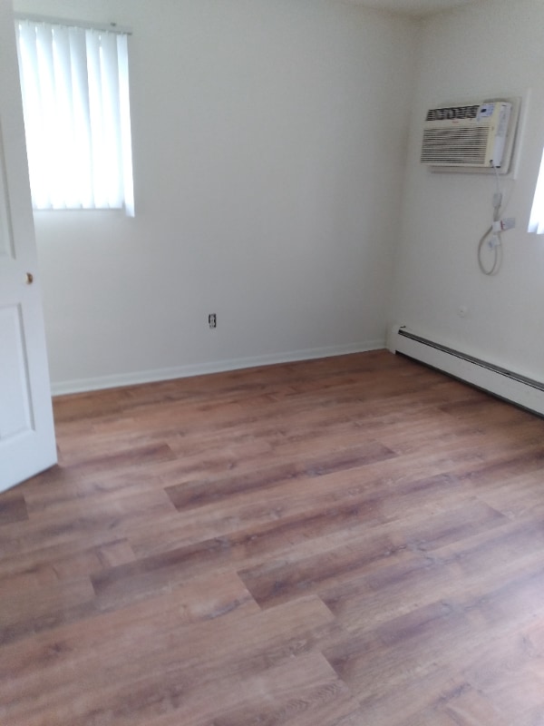 Photo - 2483 E Maple Rd