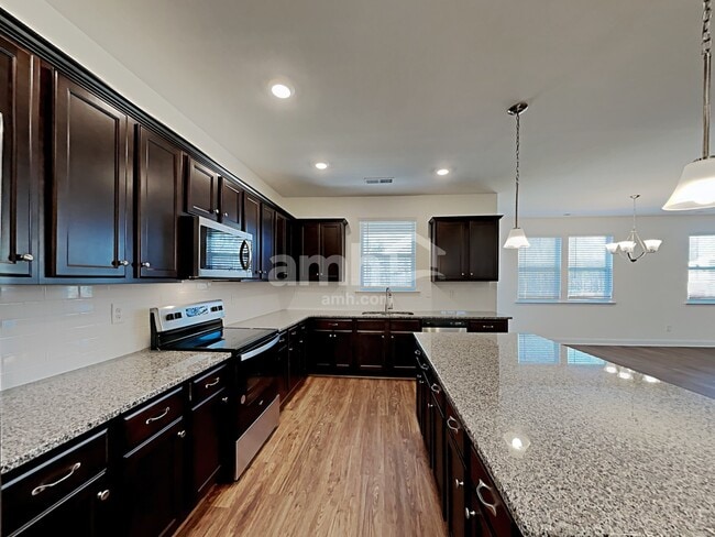 Photo - 2125 Laurel Vlg Cir