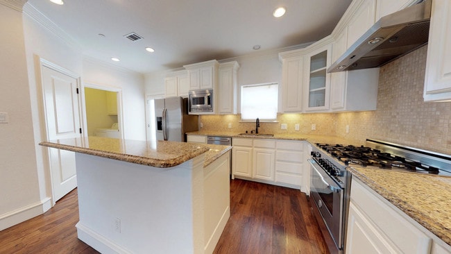 Gas Stove - Druid Townhomes