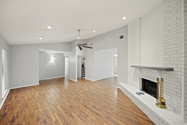 Photo - 6811 Blue Ridge Dr