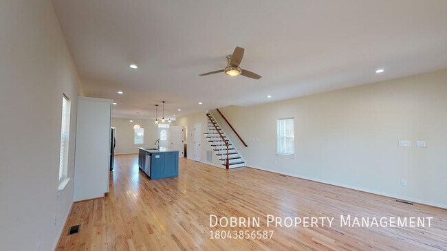 Photo - 2004 Lakeview Ave