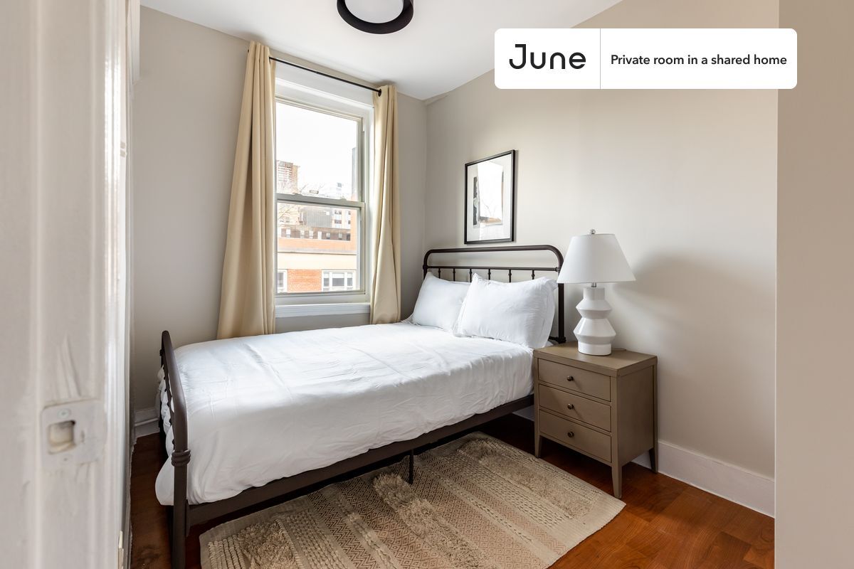 Private bedroom in 2 bed/1.5 bath Home - Private bedroom in 2 bed/1.5 bath Home