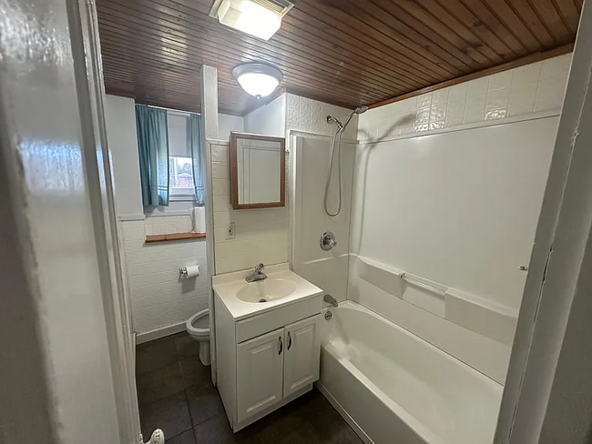 Photo - 45 Reservoir Rd Unit 1