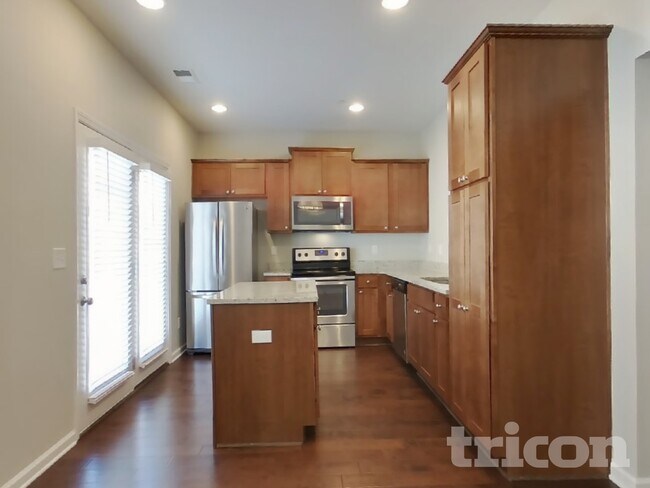 Photo - 508 Hickory Leaf Ct