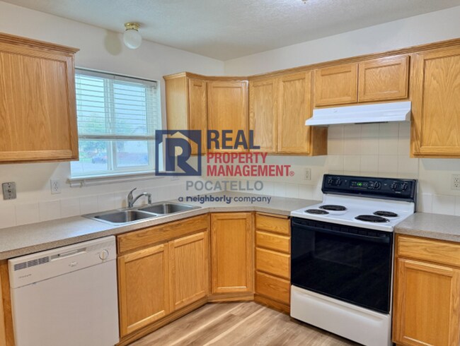 Photo - 3 Bedroom 1.5 Bath Apartment - 2 car garage