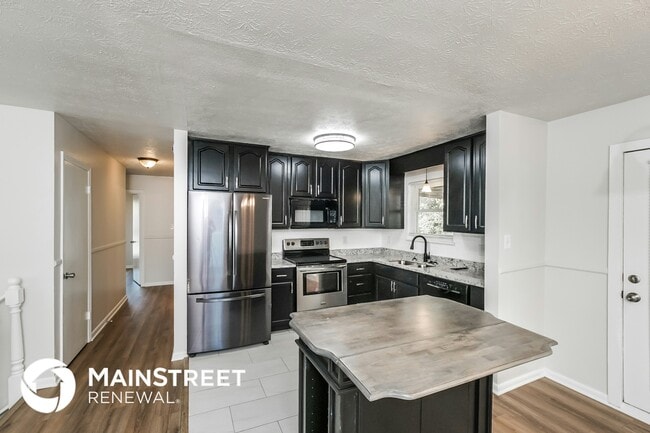 Photo - 6605 Trousdale Rd NW