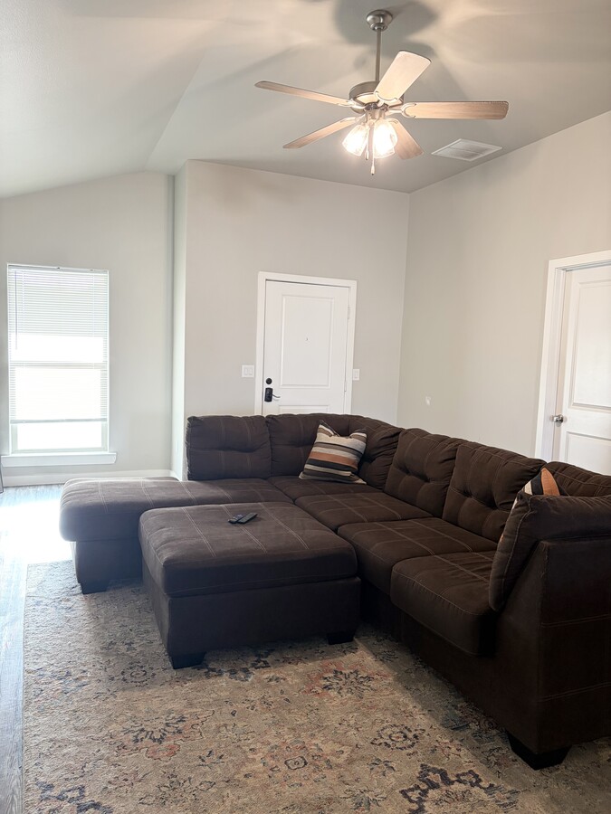 Photo - 3217 Volney Ave