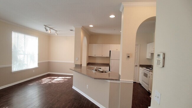 Photo - Amazing 1/1 Courtyard View Condo for Rent at Park North Downtown Orlando. Unit 141