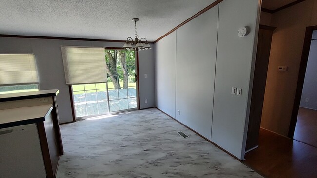 Photo - Maryville 37803 - 3 bedroom, 2 bath home. -  Contact Troy Adams (865) 233-6949