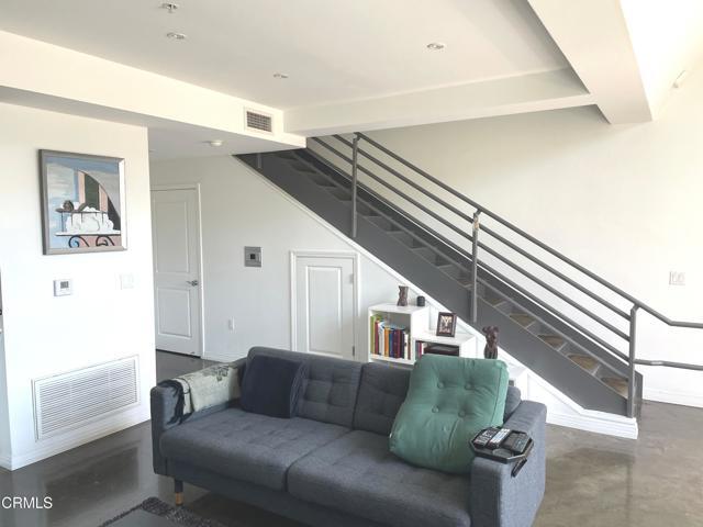 Photo - 125 N Raymond Ave Unit 211