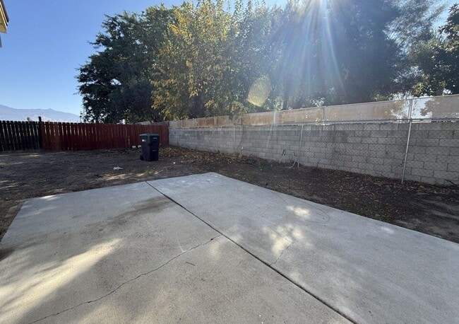 Photo - FOR RENT!! AVAILABLE 12/20/2025