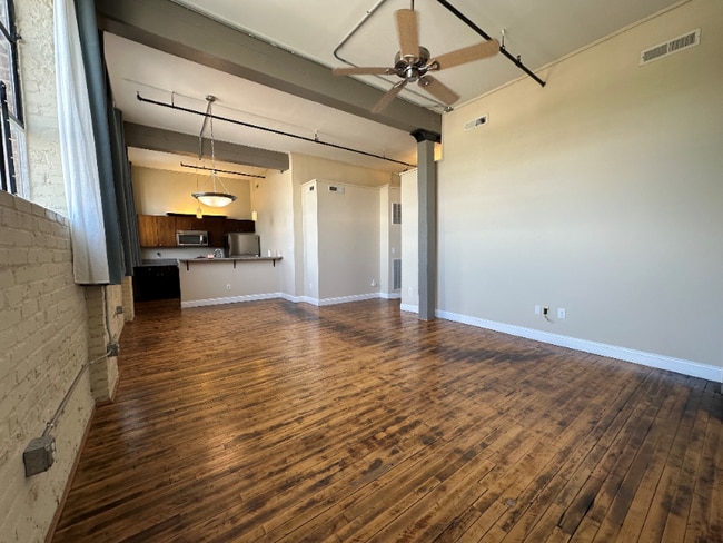 Photo - 109 N Hayne St Unit 218