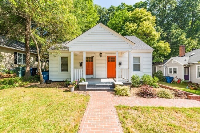 Building Photo - Charming 1 Bedroom, 1 Bathroom Duplex in O... Rental
