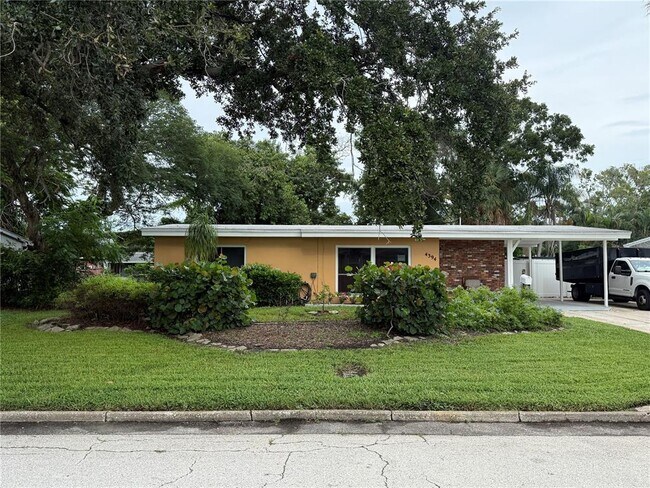 Photo - 4394 Pompano Dr SE