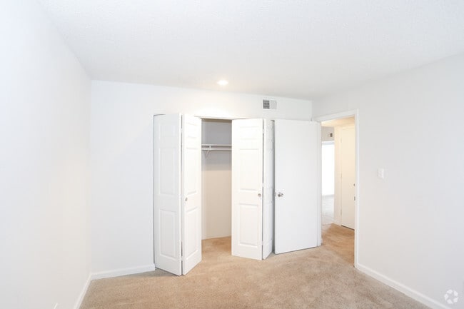 Canyon Creek Apartments