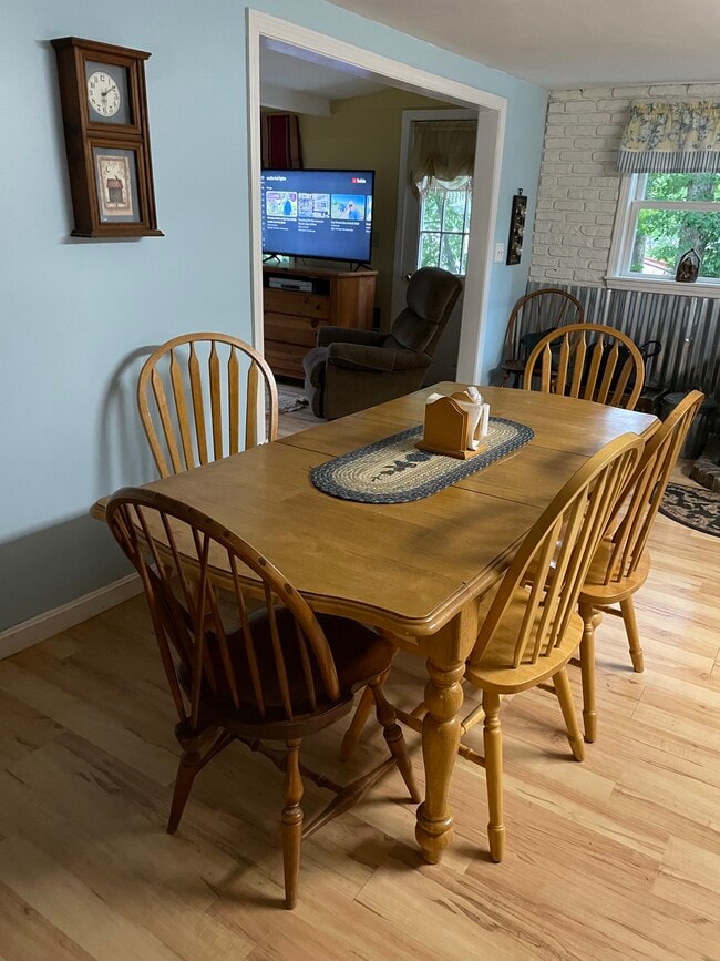 Photo - 37 Knowles Dr