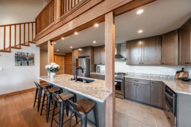 Photo - 151 silver peak