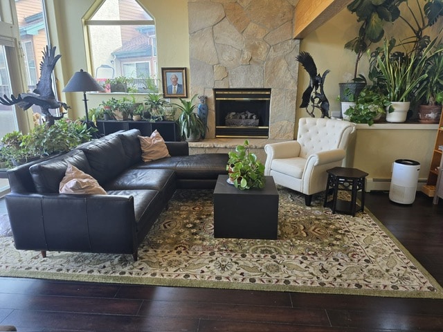 Photo - 760 Imperial Dr