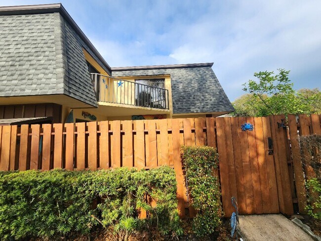 Photo - Charming Townhome in Cedar Dunes