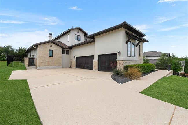 702 Serene Estates Dr