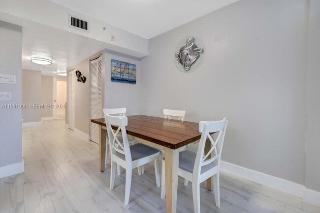 Photo - 1532 Drexel Ave Unidad 202