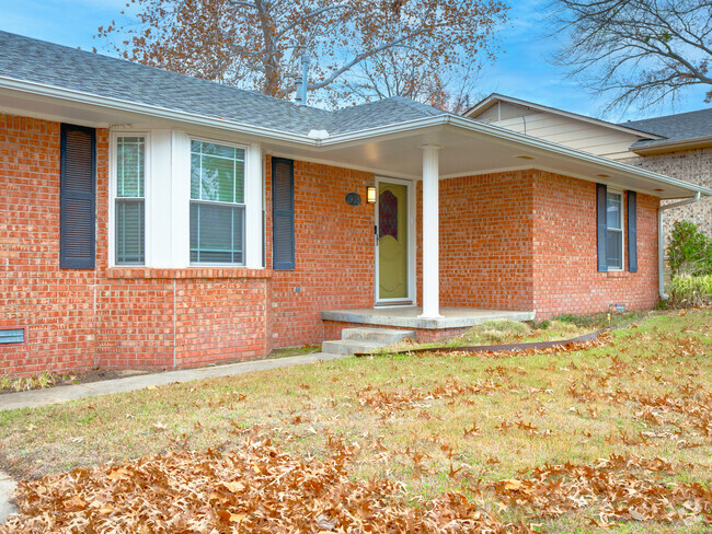 Building Photo - 1908 E 14th Pl Rental