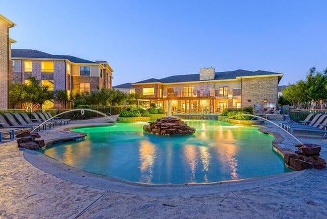 Photo - 4700 Ridge Rd Unidad d1