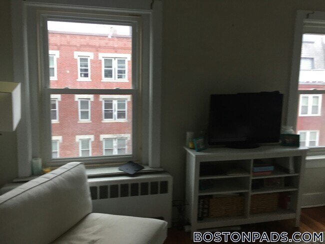 Photo - 435 Hanover St Unidad 4A