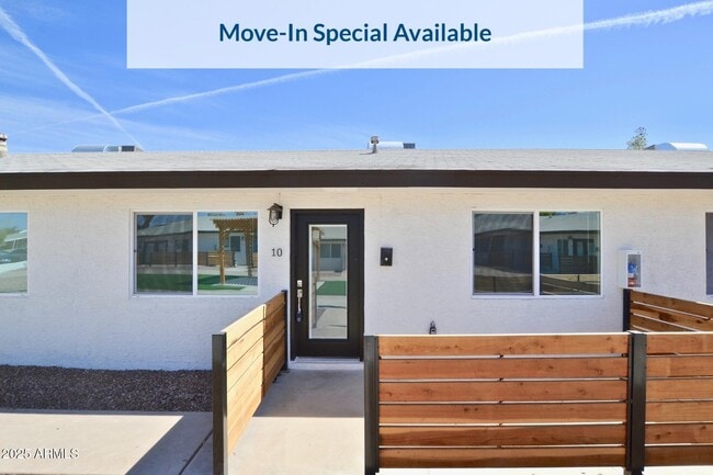 Building Photo - 312 N Hartford St Unit 10