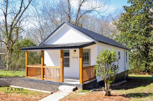 Photo - 1418 Branch St