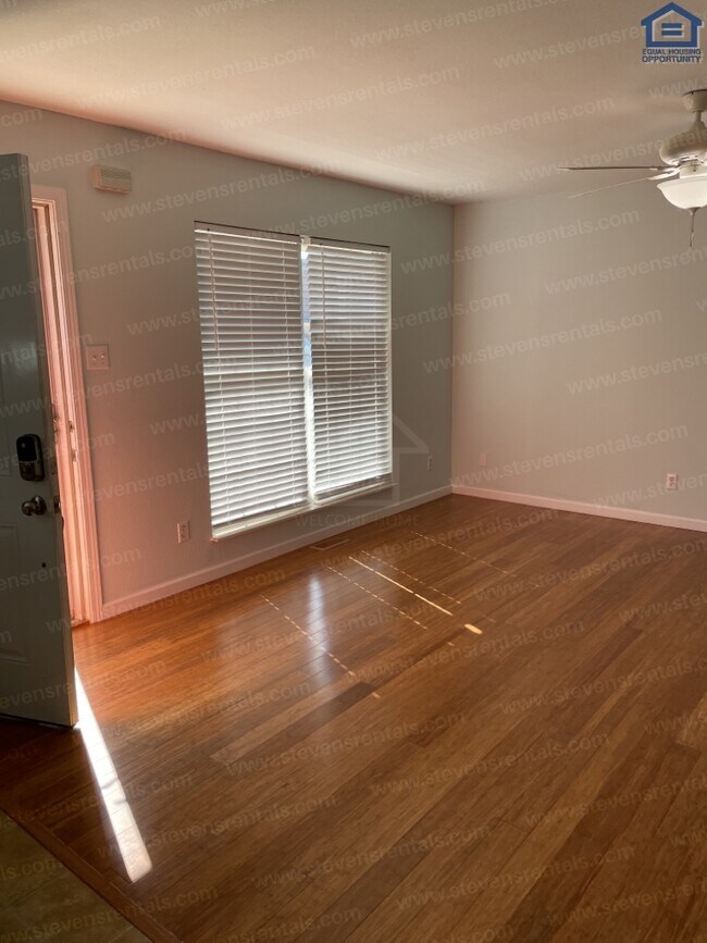 210 W Edison St Rental For Rent in Alcoa, TN