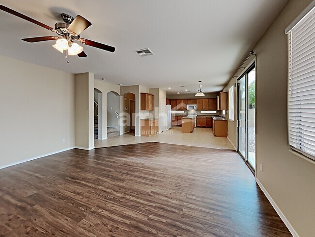 Photo - 17015 W Ipswitch Way