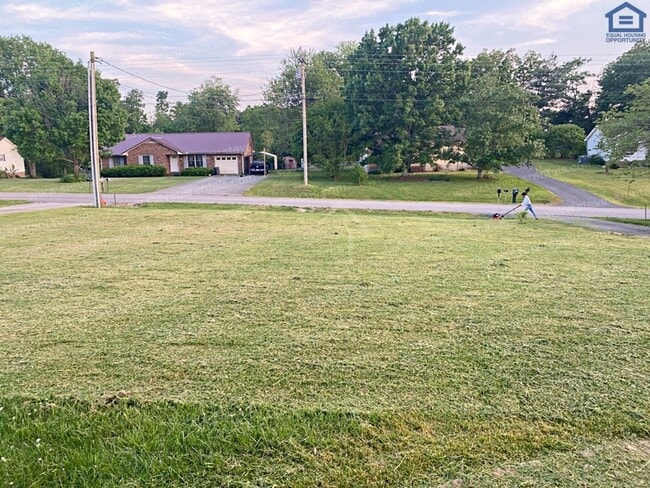 Photo - 3547 Southmeade Dr