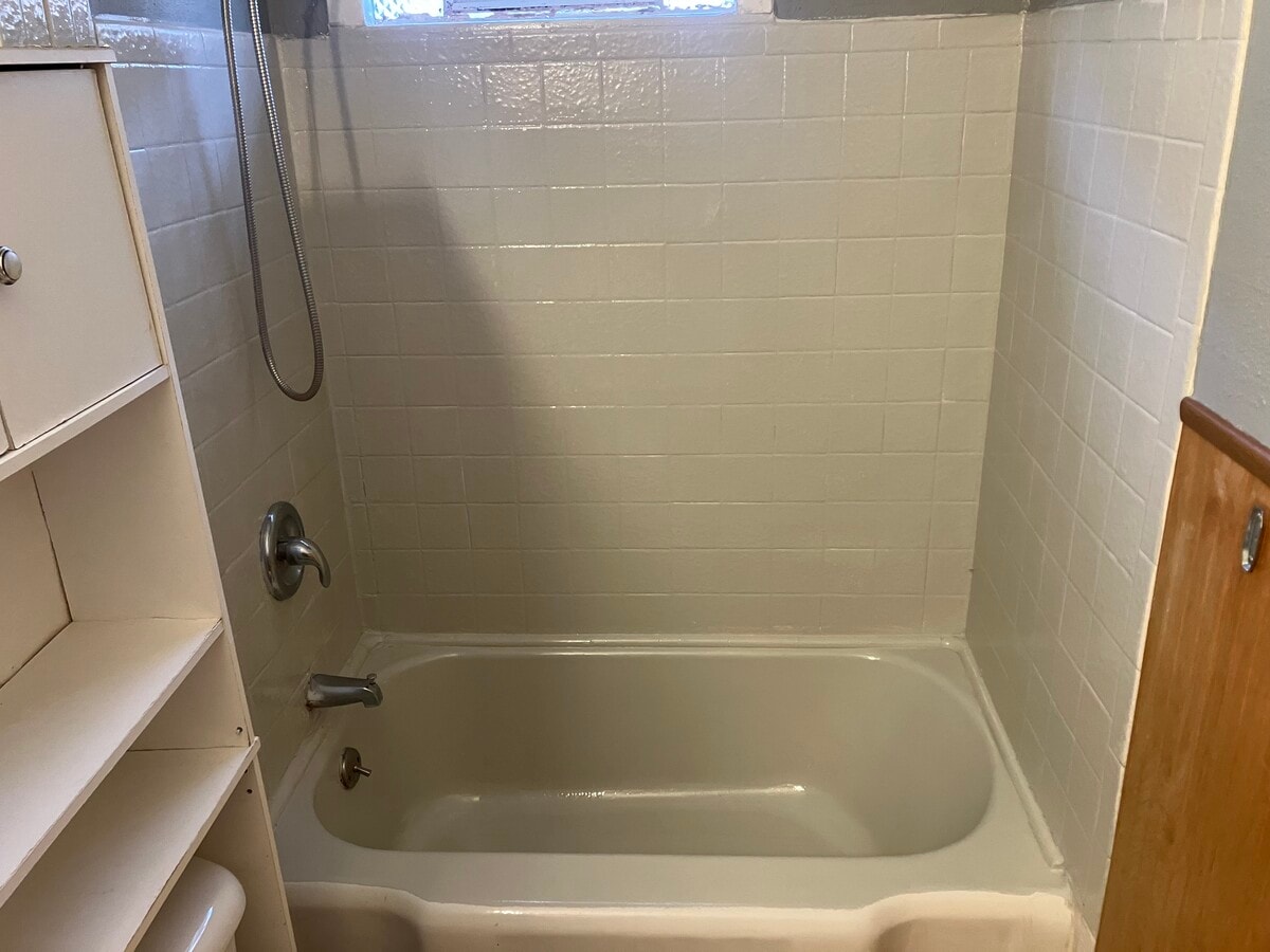 Photo - 114 N 79th St