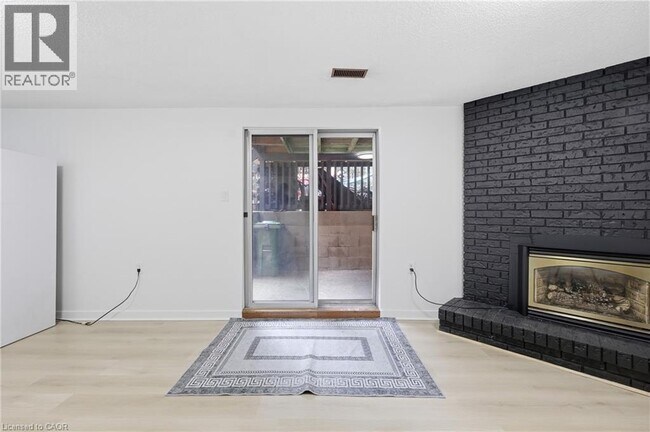 Photo - 79 Adis Ave