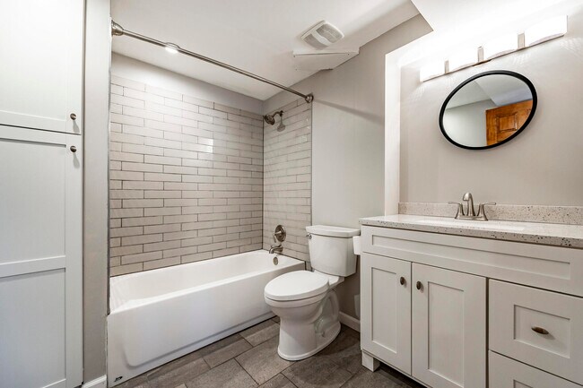 Photo - 4590 S Westview Dr