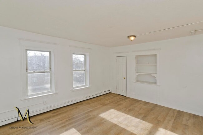 Photo - 528-532 Union Street Unit 528-1R