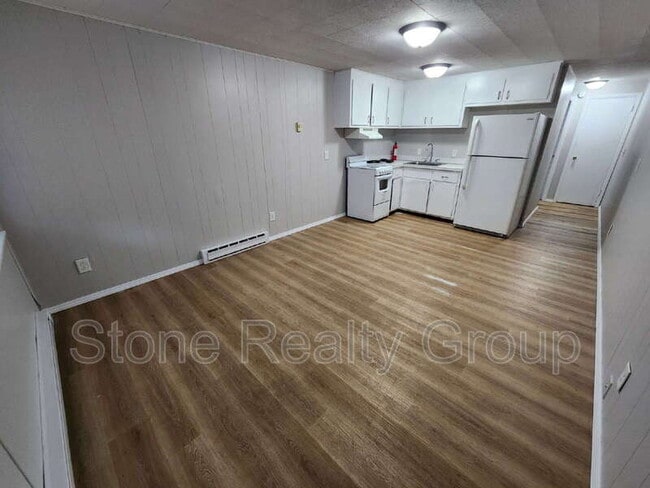 Photo - 1880 N 6th 1/2 St Unit 5