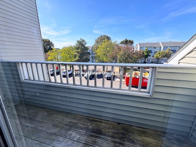 Photo - 142 N Beacon St Unit A4