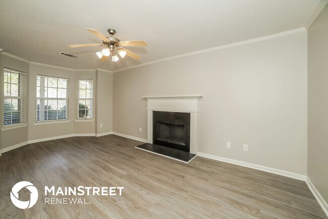 Photo - 4852 Wolfcreek View