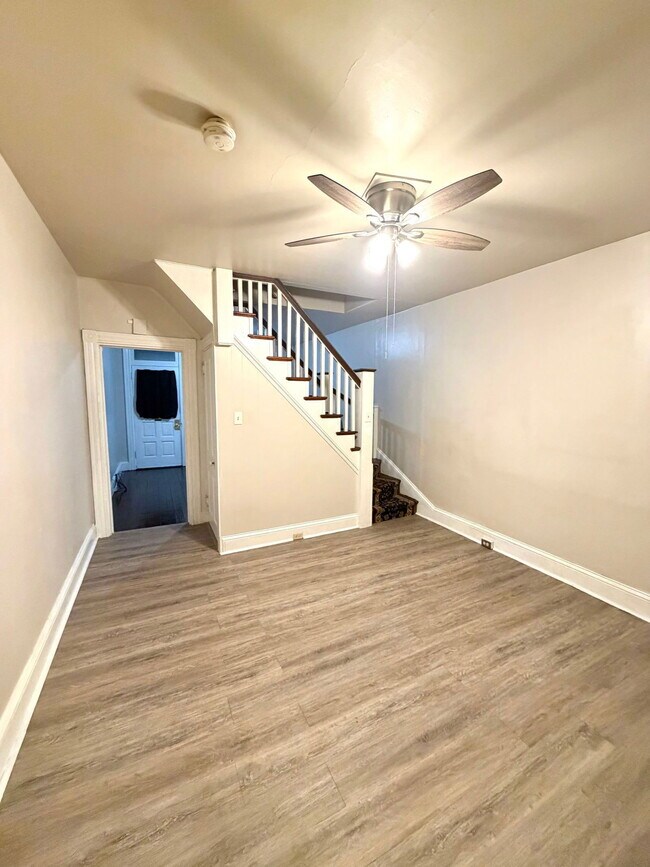 Photo - 526 Howard Ave