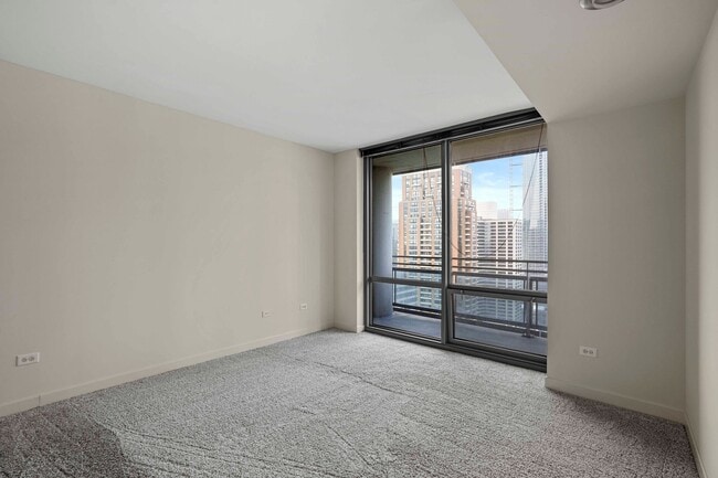 Photo - 1267 S Michigan Ave