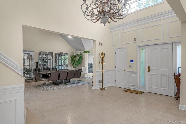 12 Gold Cir