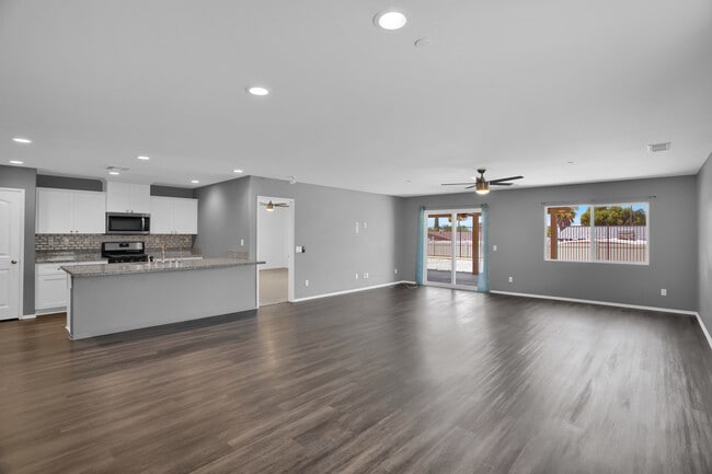 Photo - 260 Brittania Rd