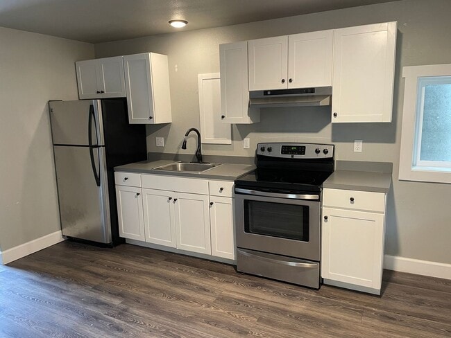 Photo - Recently renovated apartment in Lincoln City!