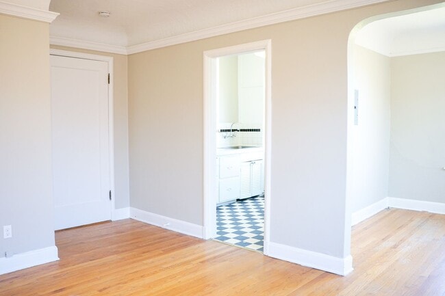 Photo - Top Floor Corner 1 Bed Flooded w/ Natural Light! Unit 506