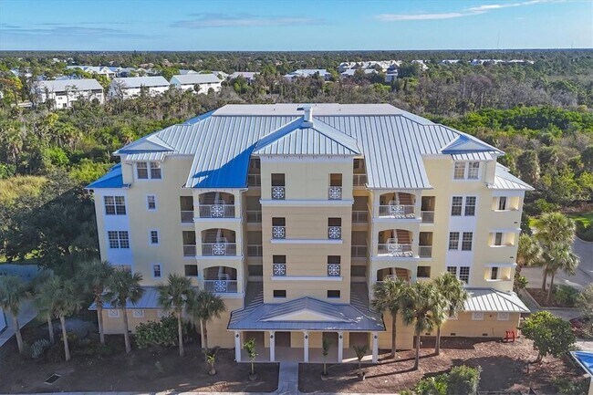 8541 Amberjack Cir Unit 203