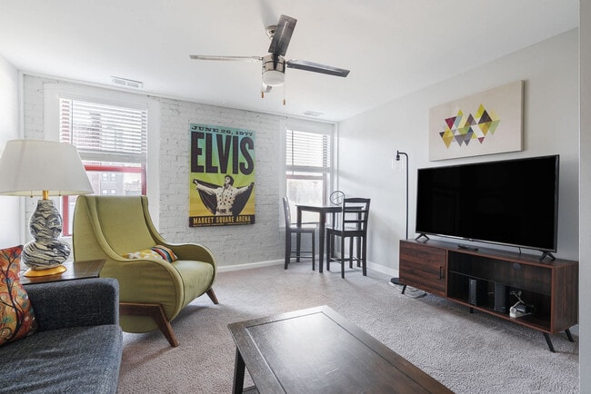 Building Photo - 615 N East St Unit FL2-ID1364146P