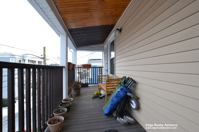 Photo - 31 Justin Rd Unit 1